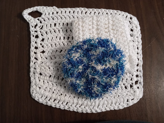 White Dishcloth with Blue/White Scrub Eaze Scrubby