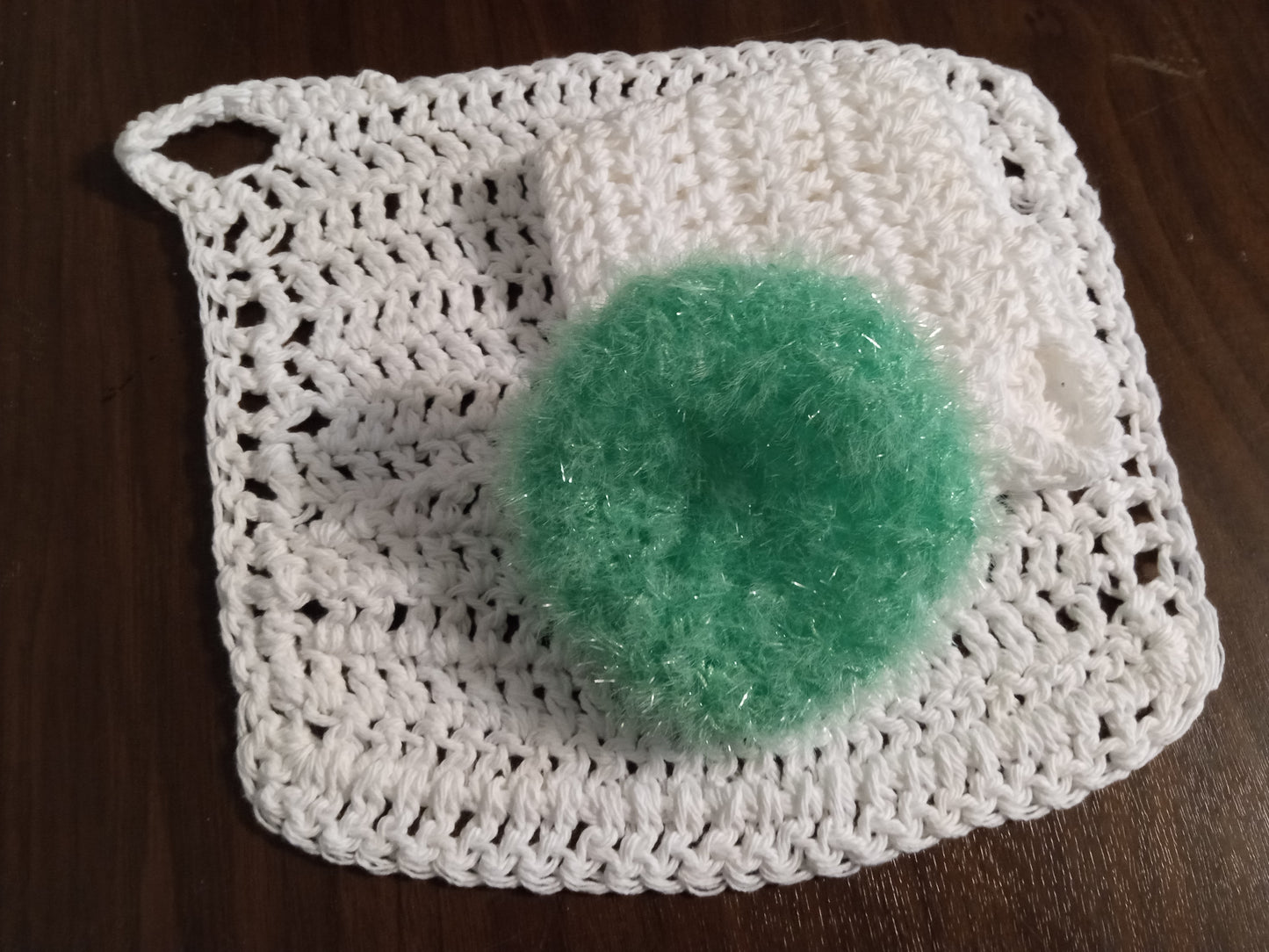 White Dishcloth with Light Green Scrub Eaze Scrubby